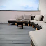Exklusive Familienoase Mit Dachterrasse Und Sauna