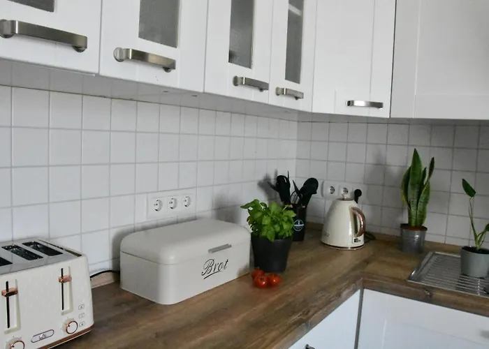 Exklusive Familienresidenz Mit Dachterrasse, Sauna Und Entertainment